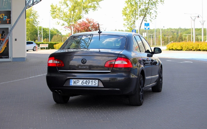 Skoda Superb cena 24900 przebieg: 299540, rok produkcji 2008 z Płock małe 667